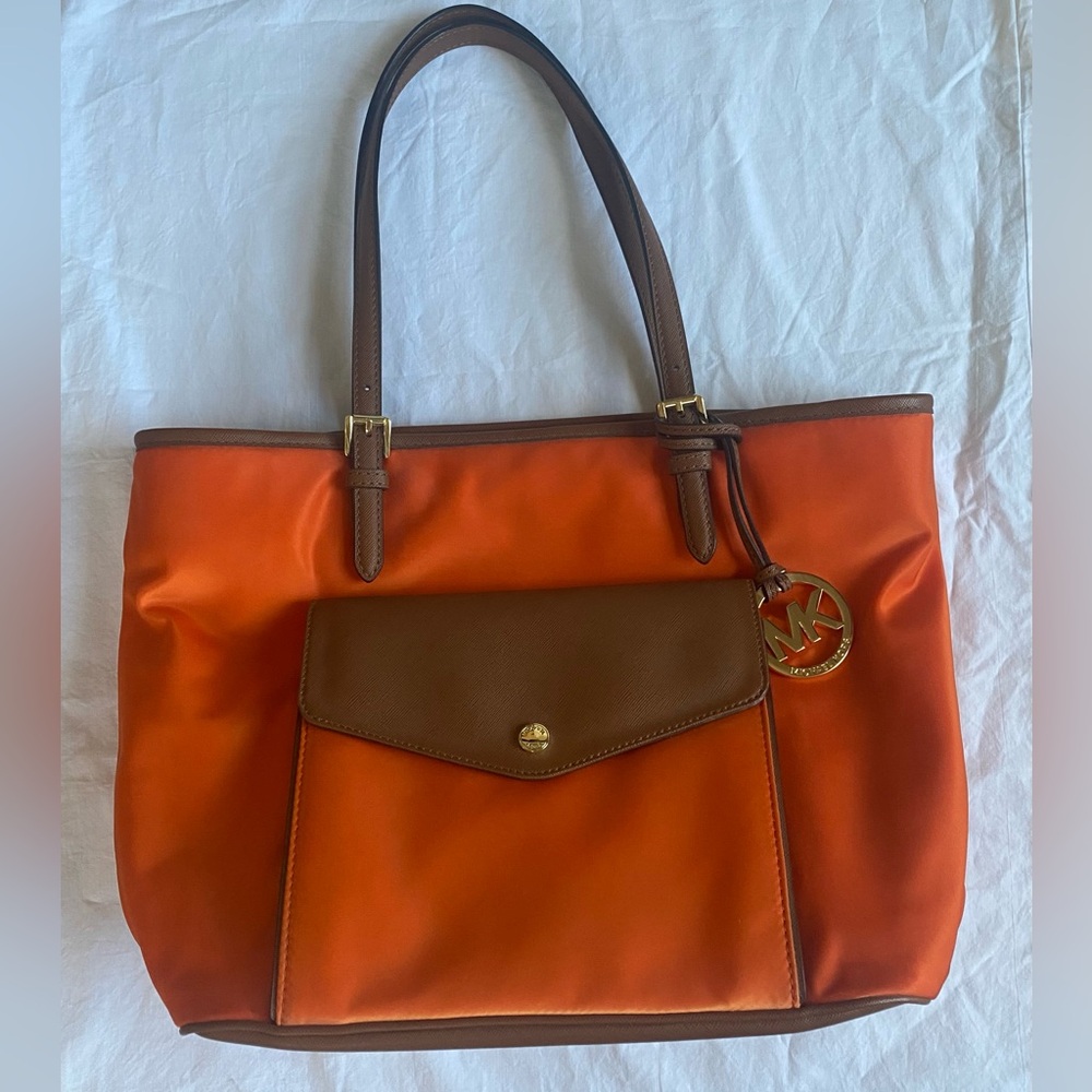 Michael Kors Medium Tote